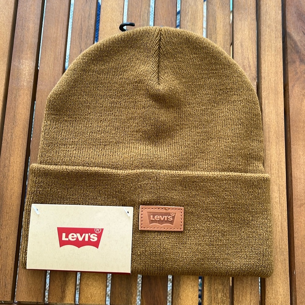 NWT- Levi’s Cuffed Leather Patch Beanie, Tan